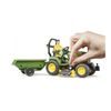 Bruder 62104 - Zahradní traktor John Deer s příslušenstvím