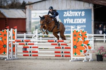 First competition of this season🤍🧡