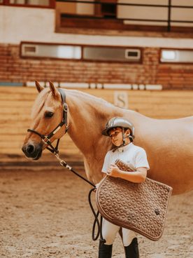 Když se spojí krásní koně, skvělé jezdecké vybavení a prostředí Horse Academy. 🤎🐴