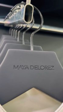 Maya Delorez exkluzivně v Equiservisu. ✨