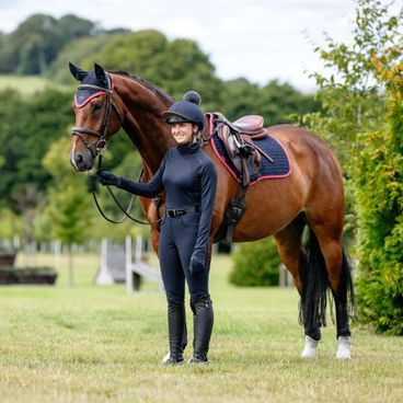 Podsedlová dečka LeMieux Essence Kolekce 2025/26
