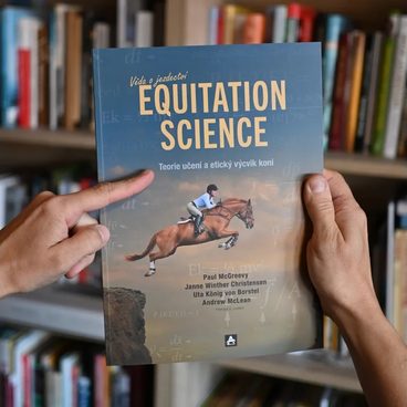 Publ McGreevy a kol. - Equitation science - Teorie učení a etický výcvik koní