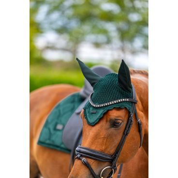 Čabraka na uši Equestrian Stockholm Satin Merlot Kolekce 2026/27