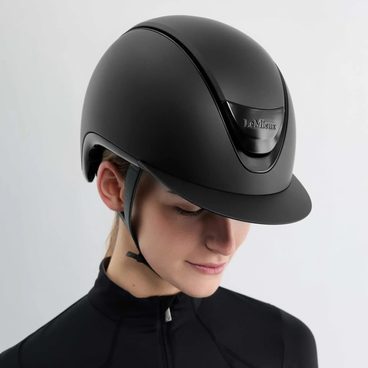 Jezdecká ochranná helma LeMieux Verv® Competition Matte