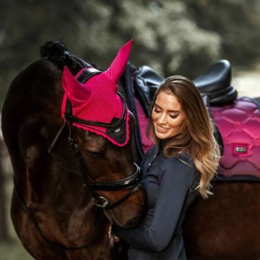 Čabraka na uši Equestrian Stockholm Faded Fuchsia