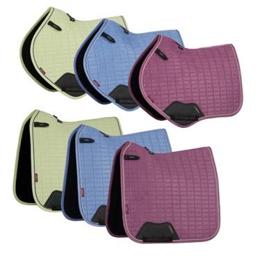 Podsedlová dečka LeMieux Suede Square Kolekce 2026