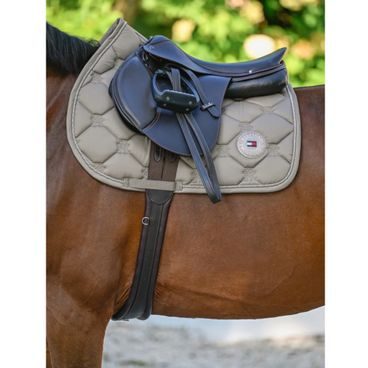 Podsedlová dečka Tommy Hilfiger Equestrian Stanford Kolekce 2025/26