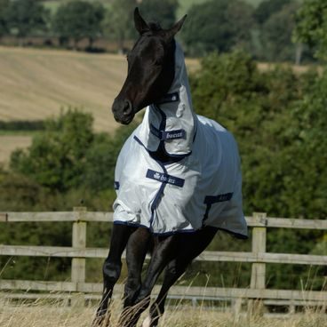 Deka Horseware síťovaná Rambo Protector s odnímatelným krkem