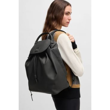 Batoh Boss Equestrian Vegan Leather Kolekce 2025/26