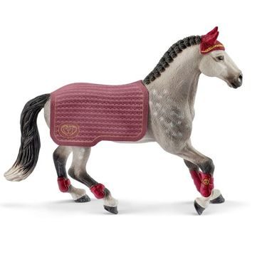 Schleich 42456- Závodní trakénská klisna