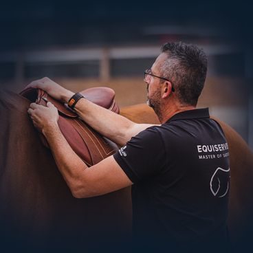 Kontrola ve stáji KONTROLA SEDLA