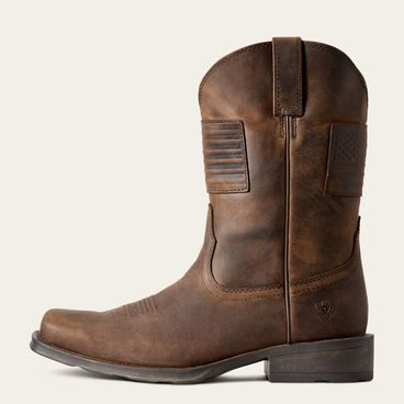 *W* Westernové boty Ariat® MNS Rambler Patriot pánské KOLEKCE 2026