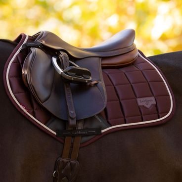 Podsedlová dečka LeMieux Essence Kolekce 2025/26
