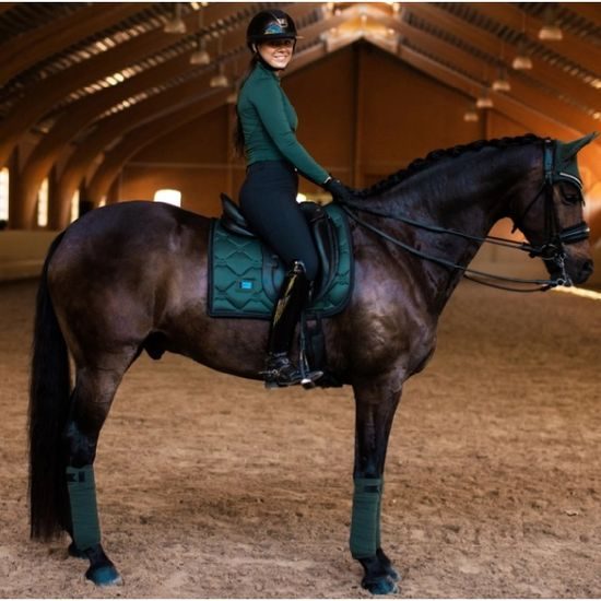 Podsedlová dečka Equestrian Stockholm Sycamore green Kolekce 2023