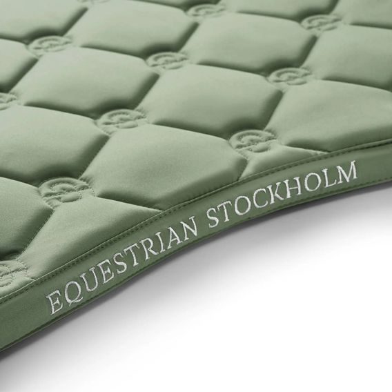 Podsedlová dečka Equestrian Stockholm Pistachio White Kolekce 2026