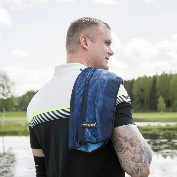 Chladící šál Back On Track – Cool on Track