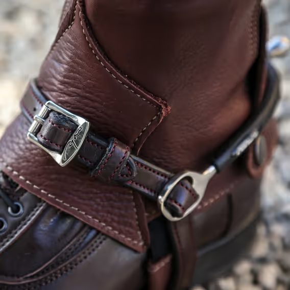 Řemínky na ostruhy Dy'on RI16A kožené