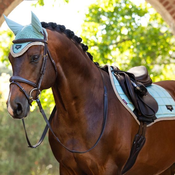 Podsedlová dečka LeMieux Loire Satin Aqua Kolekce 2025