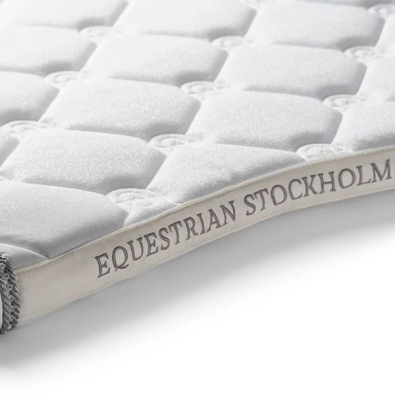 Podsedlová dečka Equestrian Stockholm Crystal White Glimmer