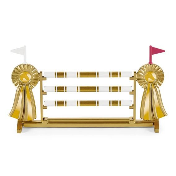 Schleich 42440 - Turnajové závodiště s koníky a ošetřovatelkami