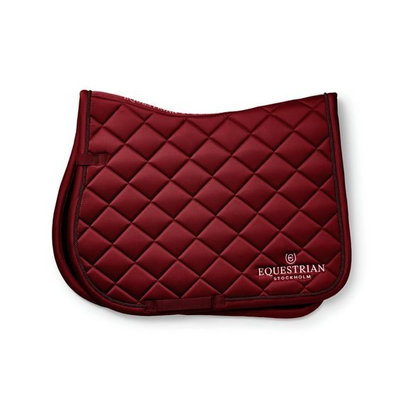 Podsedlová dečka Equestrian Stockholm Line Bodeaux Kolekce 2026