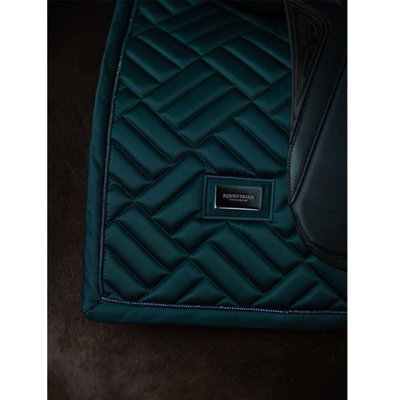 Podsedlová dečka Equestrian Stockholm Modern Dramatic Monday Kolekce