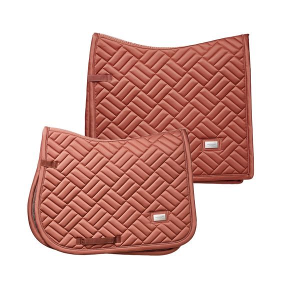 Podsedlová dečka Equestrian Stockholm Modern Coral Kolekce 2025