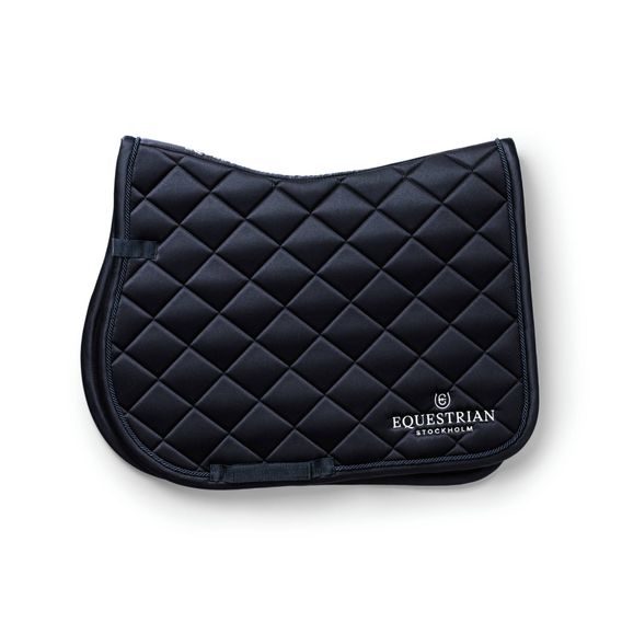 Podsedlová dečka Equestrian Stockholm Line Midnight Blue Kolekce 2026