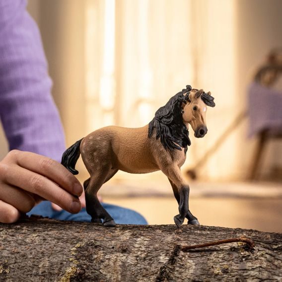Schleich 14894 - Zvířátko - Andaluská klisna