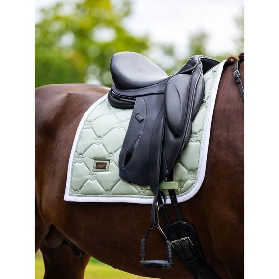 Podsedlová dečka Equestrian Stockholm Pistachio White Kolekce 2026