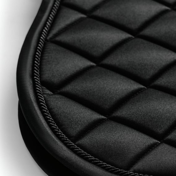 Podsedlová dečka Equestrian Stockholm Line Black Kolekce 2026