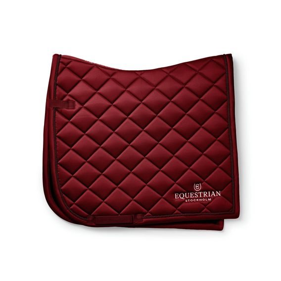 Podsedlová dečka Equestrian Stockholm Line Bodeaux Kolekce 2026