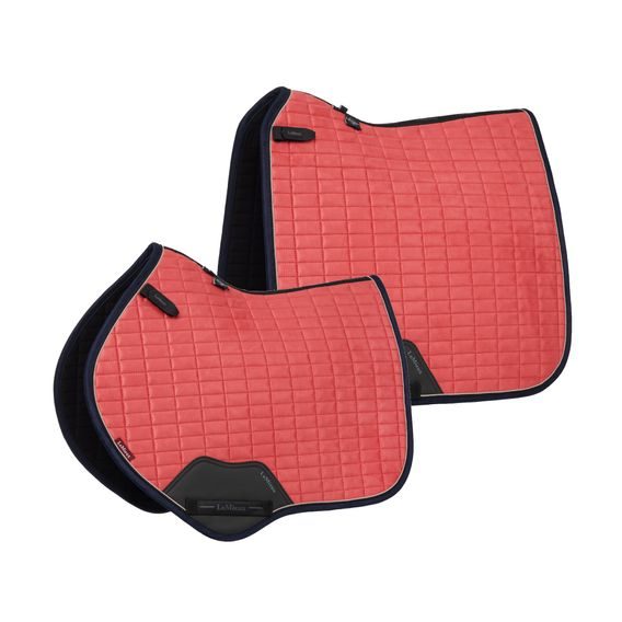 Podsedlová dečka LeMieux Suede Square Cranberry Kolekce 2025/26