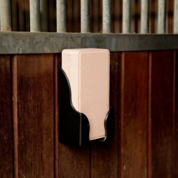 Plastový držák na sůl Kerbl