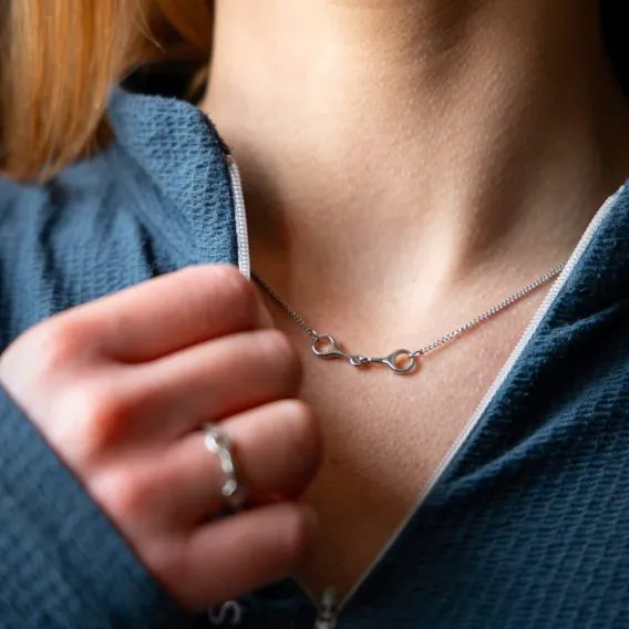 Řetízek Equestrian Shop Utah