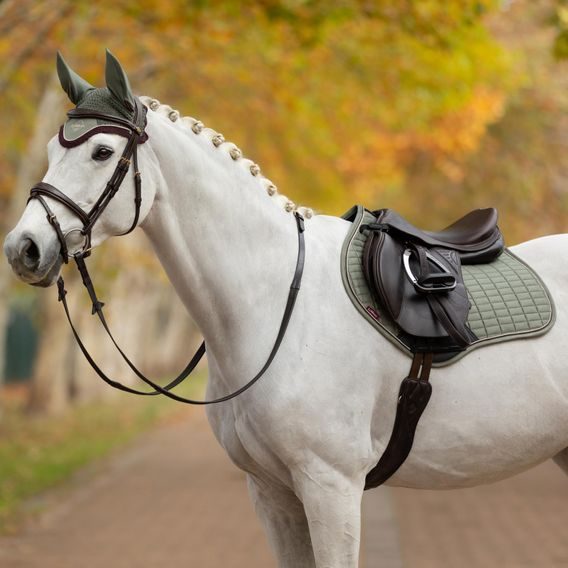 Podsedlová dečka LeMieux Suede Square Rosemary Kolekce 2025/26