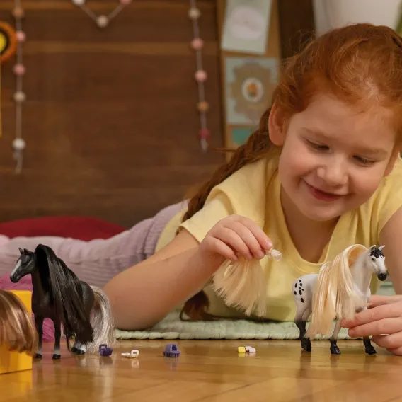 Schleich 42649 - Černé doplňky na ocas a hřívu