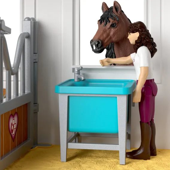 Schleich 42787 - Klinika pro koně - Zdravá kopyta