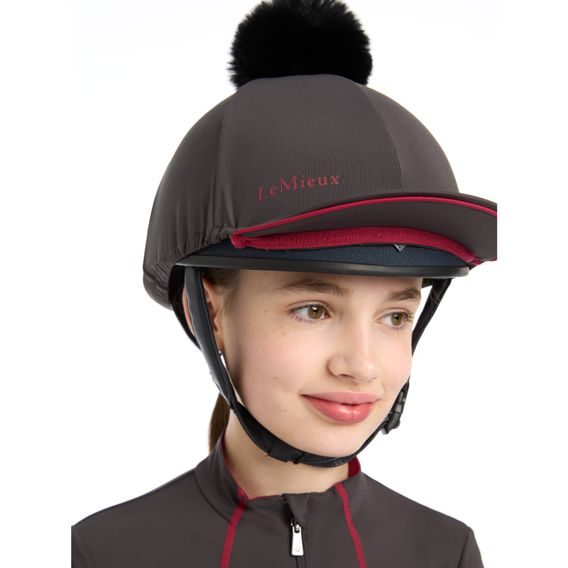 Potah na helmu LeMieux Kolekce 2024/25