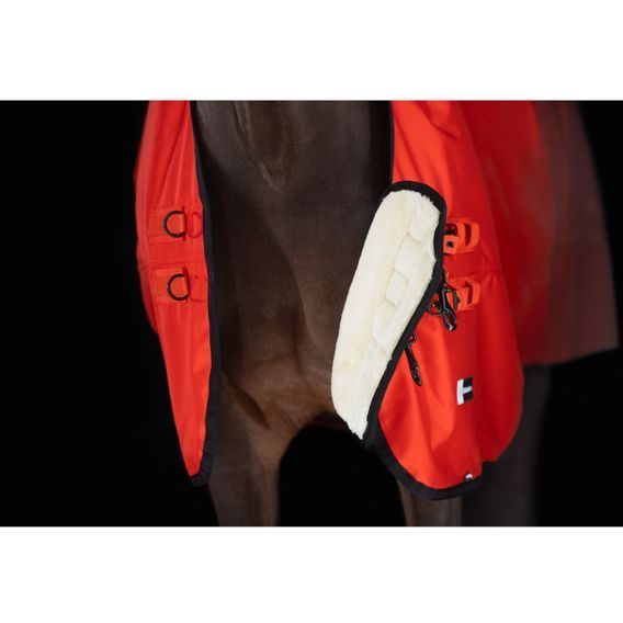 Deka výběhová Eskadron Dynamic Beta 50g Kolekce 2025/26