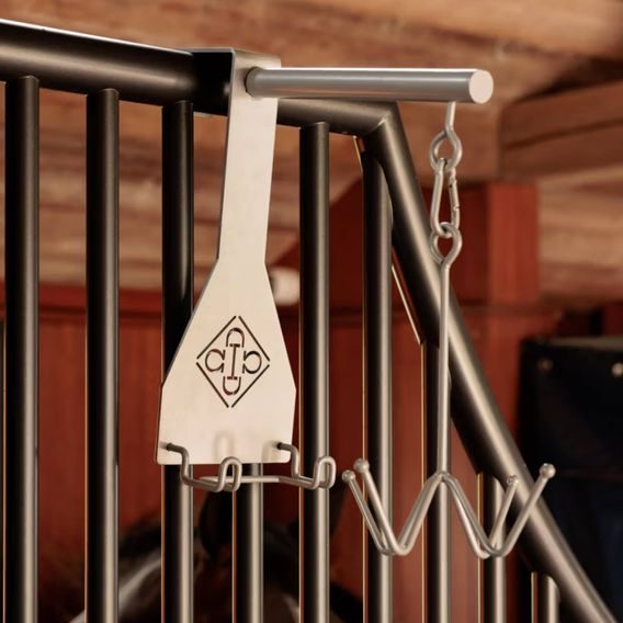 Kovový věšák na uzdečky Kentucky