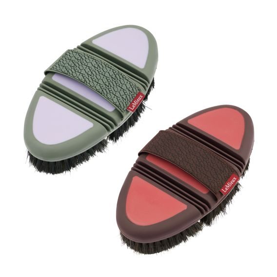 Kartáč s houbou LeMieux Flexi Kolekce 2025/26