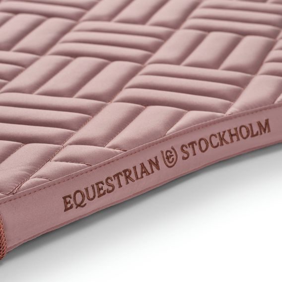 Podsedlová dečka Equestrian Stockholm Modern Midsummer Blush Kolekce 2026