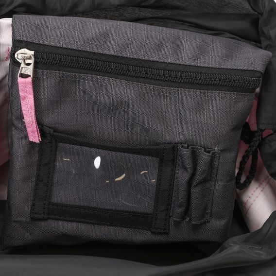 Taška na čištění QHP Kolekce 2026