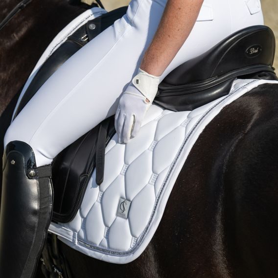 Podsedlová dečka Eskadron Classic Sports Softshell Crystal Kolekce 2025