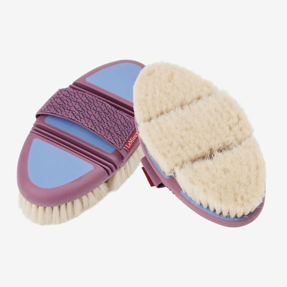 Kartáč LeMieux Flexi Goat Hair Kolekce 2026