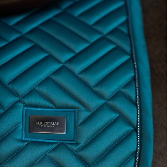 Podsedlová dečka Equestrian Stockholm Modern Teal blue Kolekce 2025/26