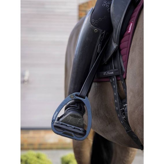 Třmeny bezpečnostní LeMieux Vector Balance