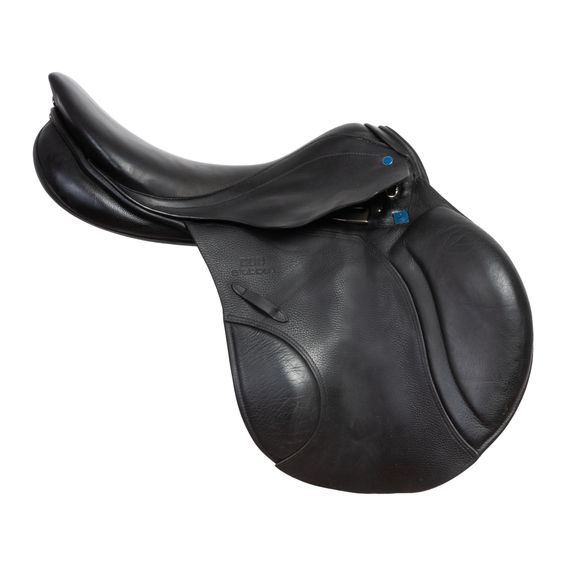 Komise č.P85672 Sedlo Stübben Roxane Special 17,5/30 vč. S236830 černé + obal