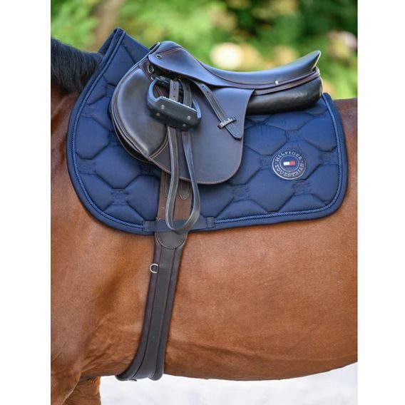 Podsedlová dečka Tommy Hilfiger Liberty Kolekce 2025/26